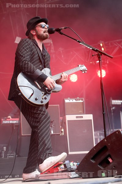 GAZ COOMBES - 2023-08-27 - SAINT CLOUD - Domaine National - Scene de la Cascade - Gareth Michael Coombes